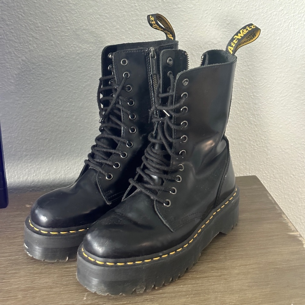 Dr martens Jadon boot size 8